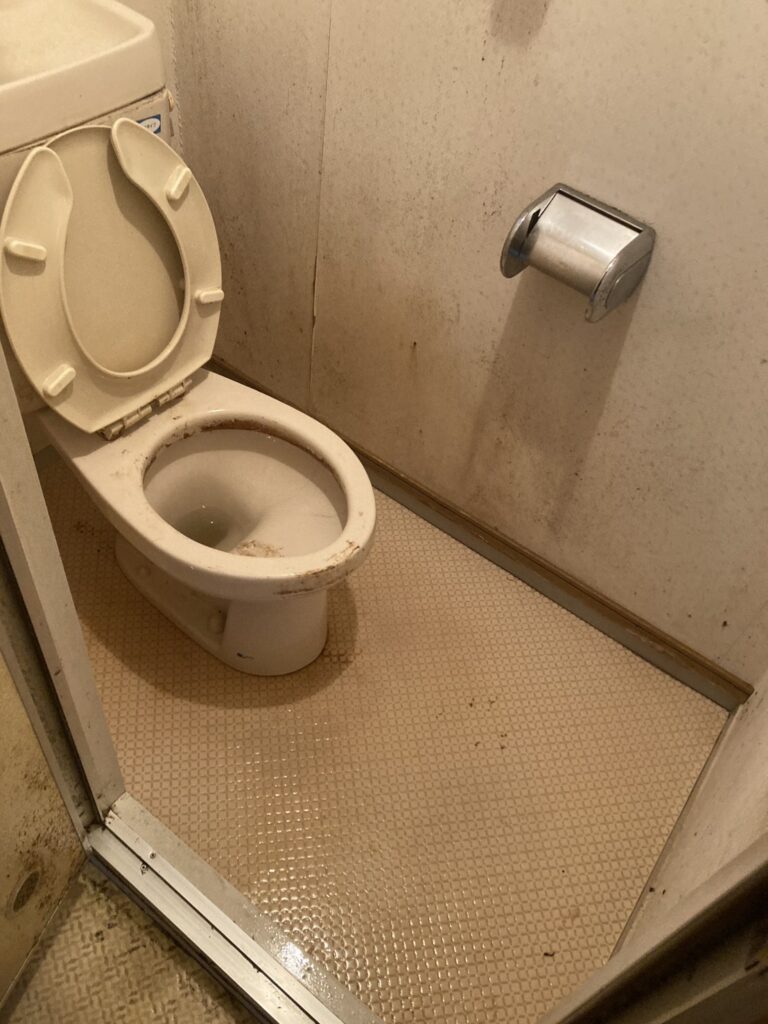 諏訪市の清掃後のトレイの様子